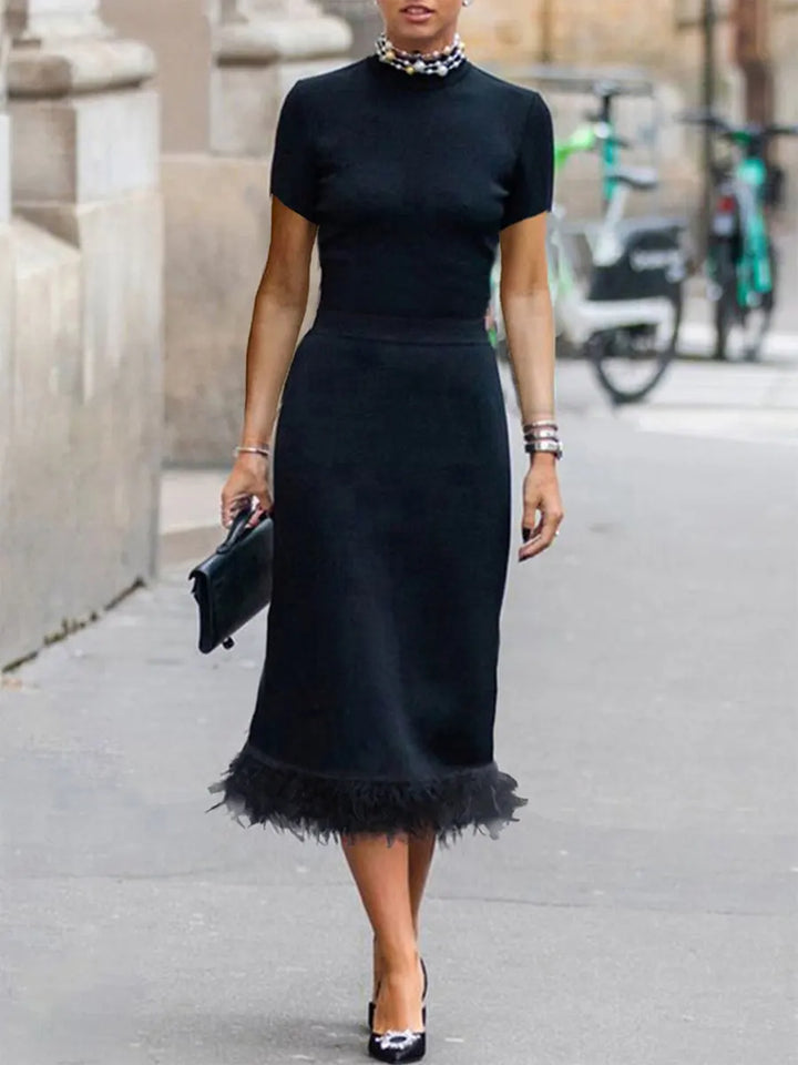 Women's Casual Elegant Crew Neck Feathered Hem Midi Dress
